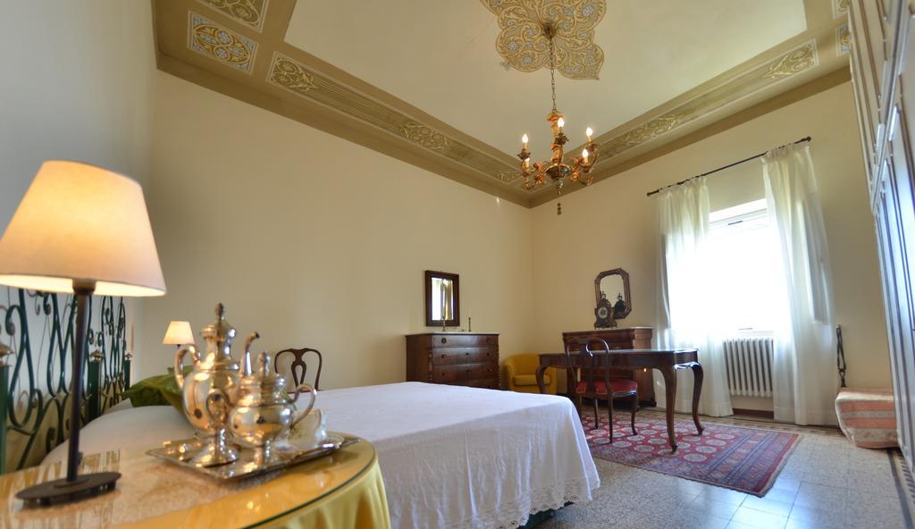 Villa Buonaparte San Miniato Buitenkant foto
